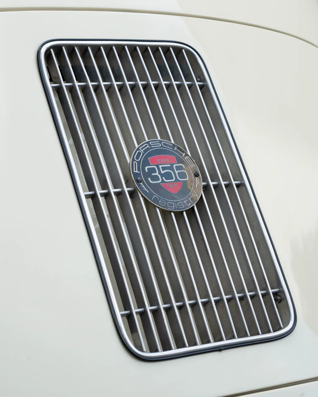 1733222137.4363.porsche 356aversion211.jpg