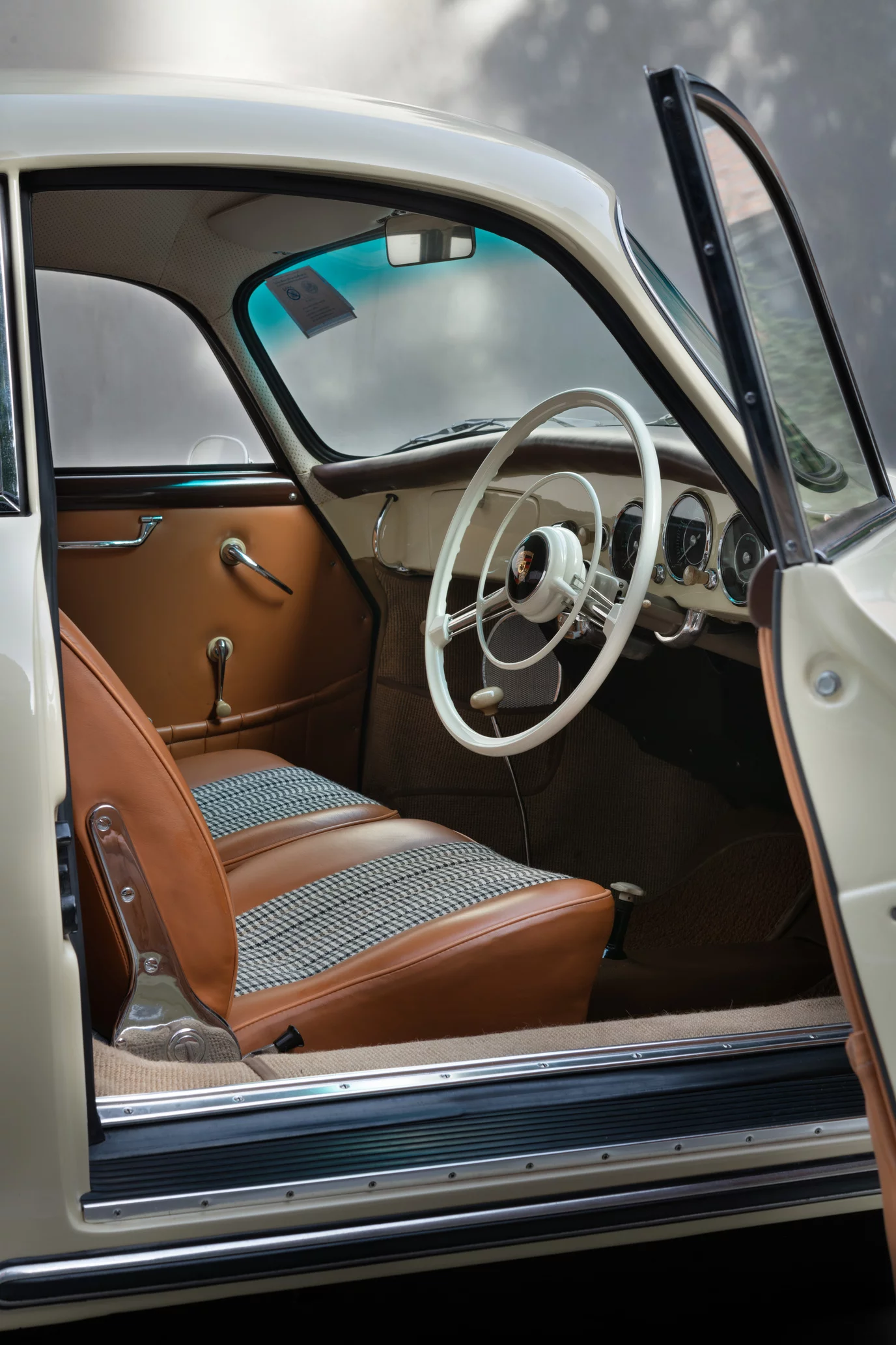 1733222011.0058.porsche 356aversion202.jpg
