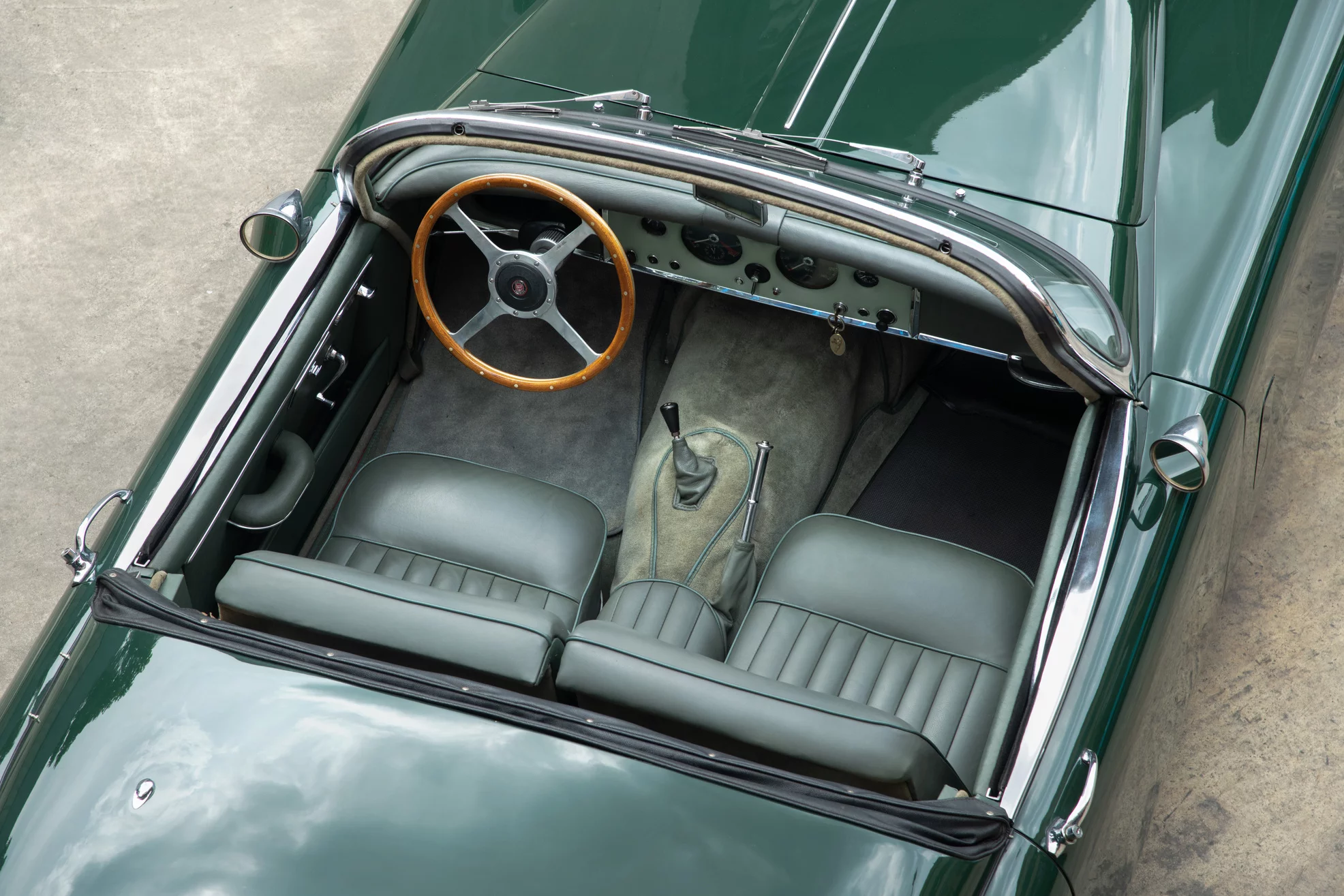 1733452778.0979.jaguar xk150_version2_10.jpg